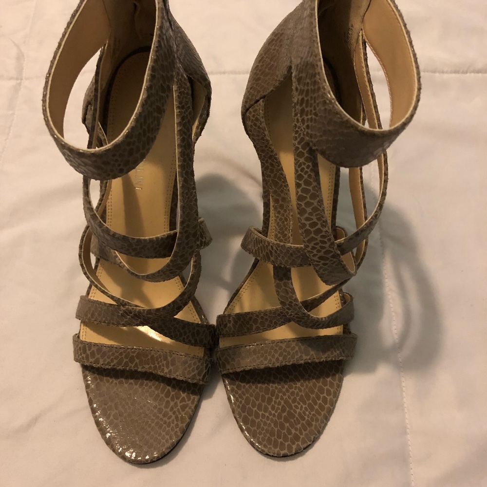 Enzo Angiolini animal print glossy shoes
